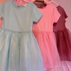 Lot of Three H&M girls’ tulle dresses. Size 5T/ (44”-46” height).